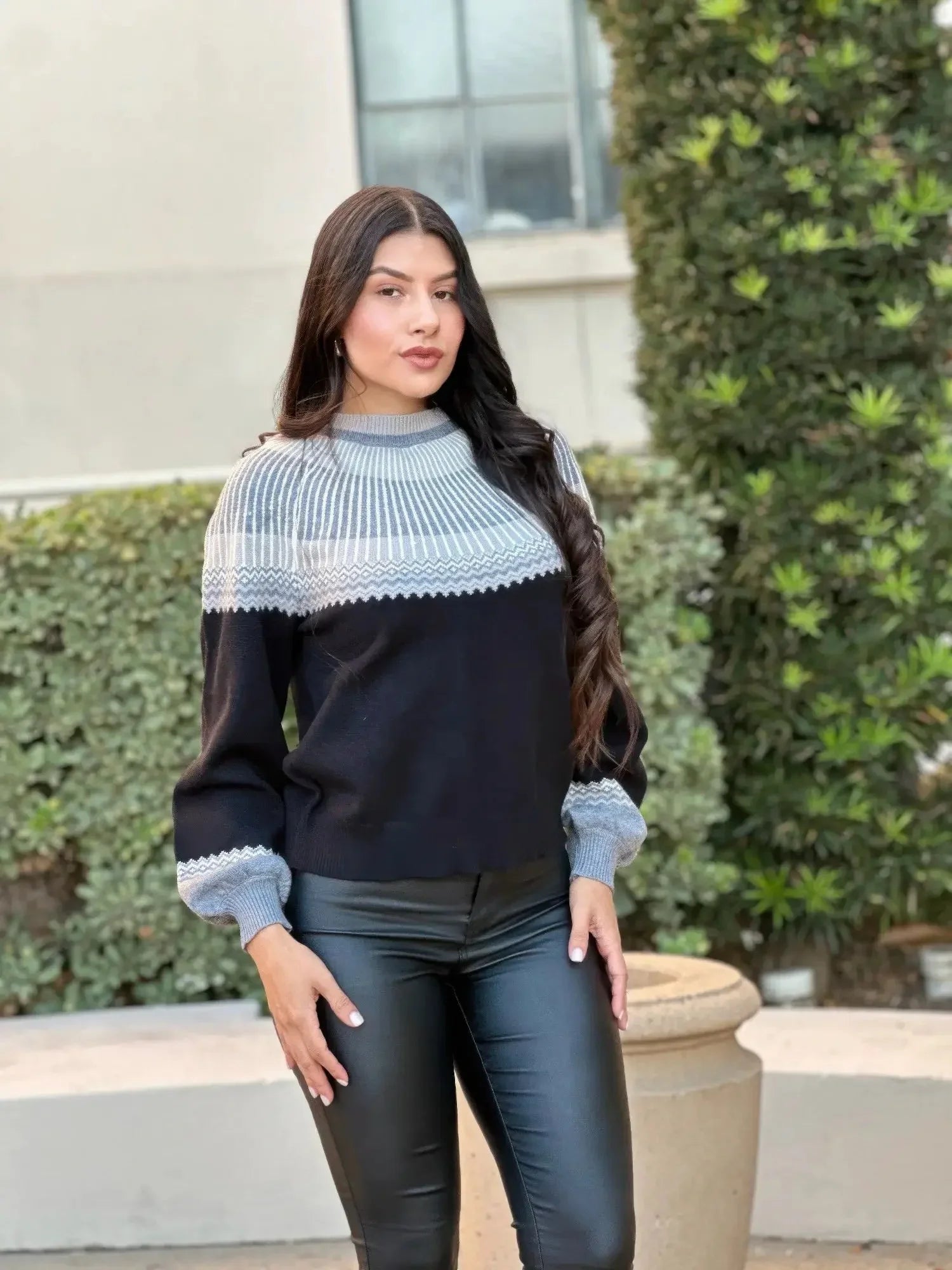 Neutral Color Block Knit Pull Out Sweater - Image 4